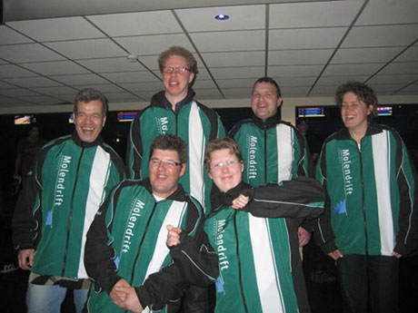 G-korfballers in trainingspak